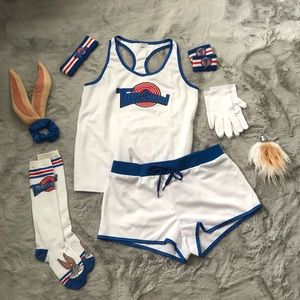 Full Lola Bunny Space Jam Halloween costume